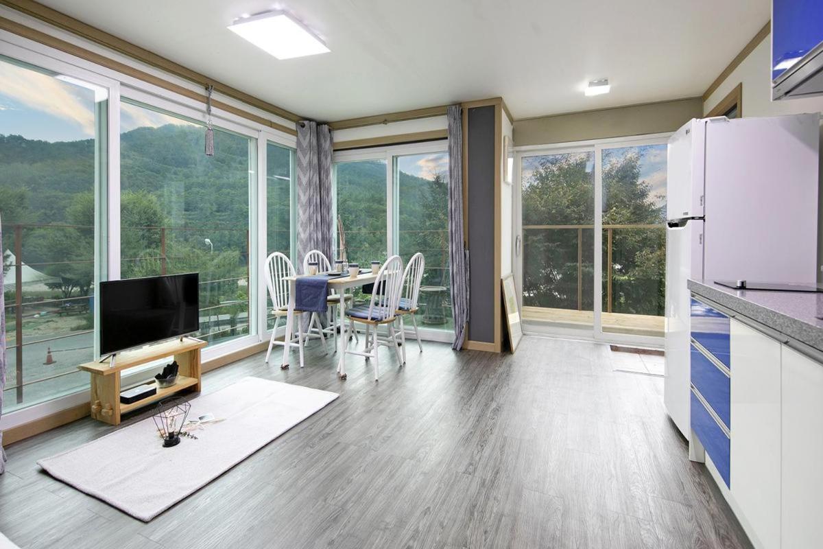 Hongcheon When You Are There Pension Room photo